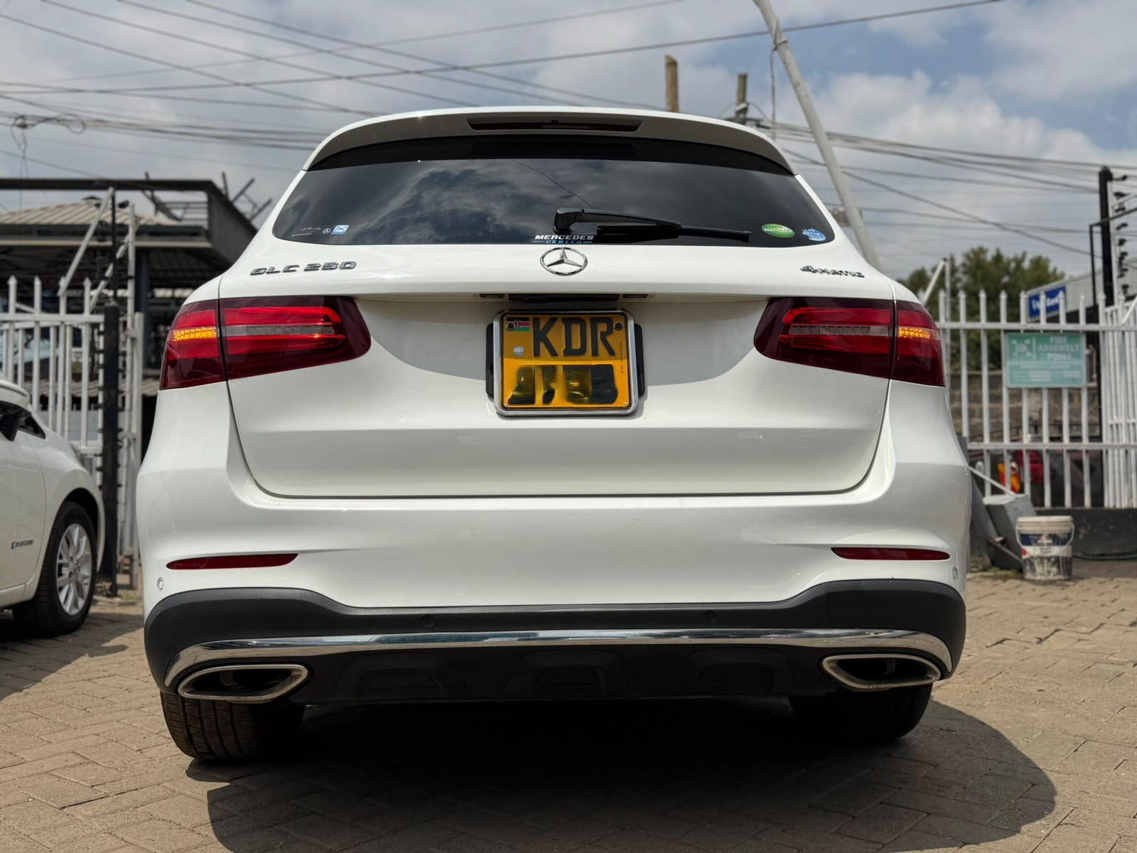 2017 MERCEDES BENZ GLC250 4MATIC