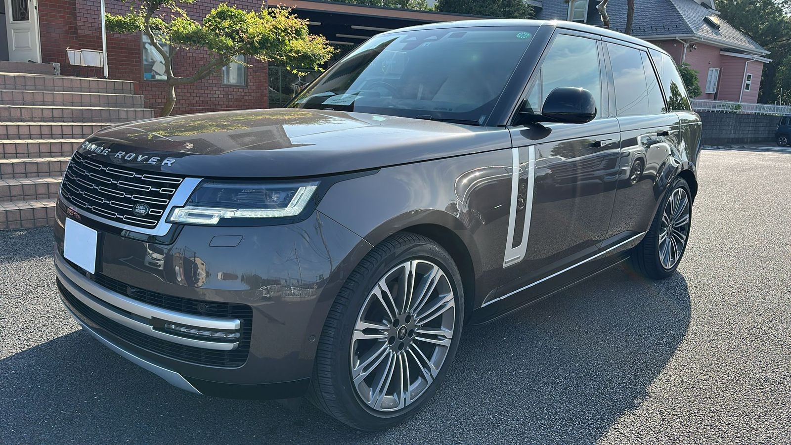 RANGE ROVER AUTOBIOGRAPHY