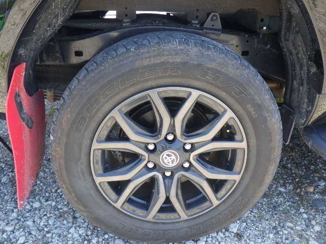 TOYOTA HILUX GR SPORT