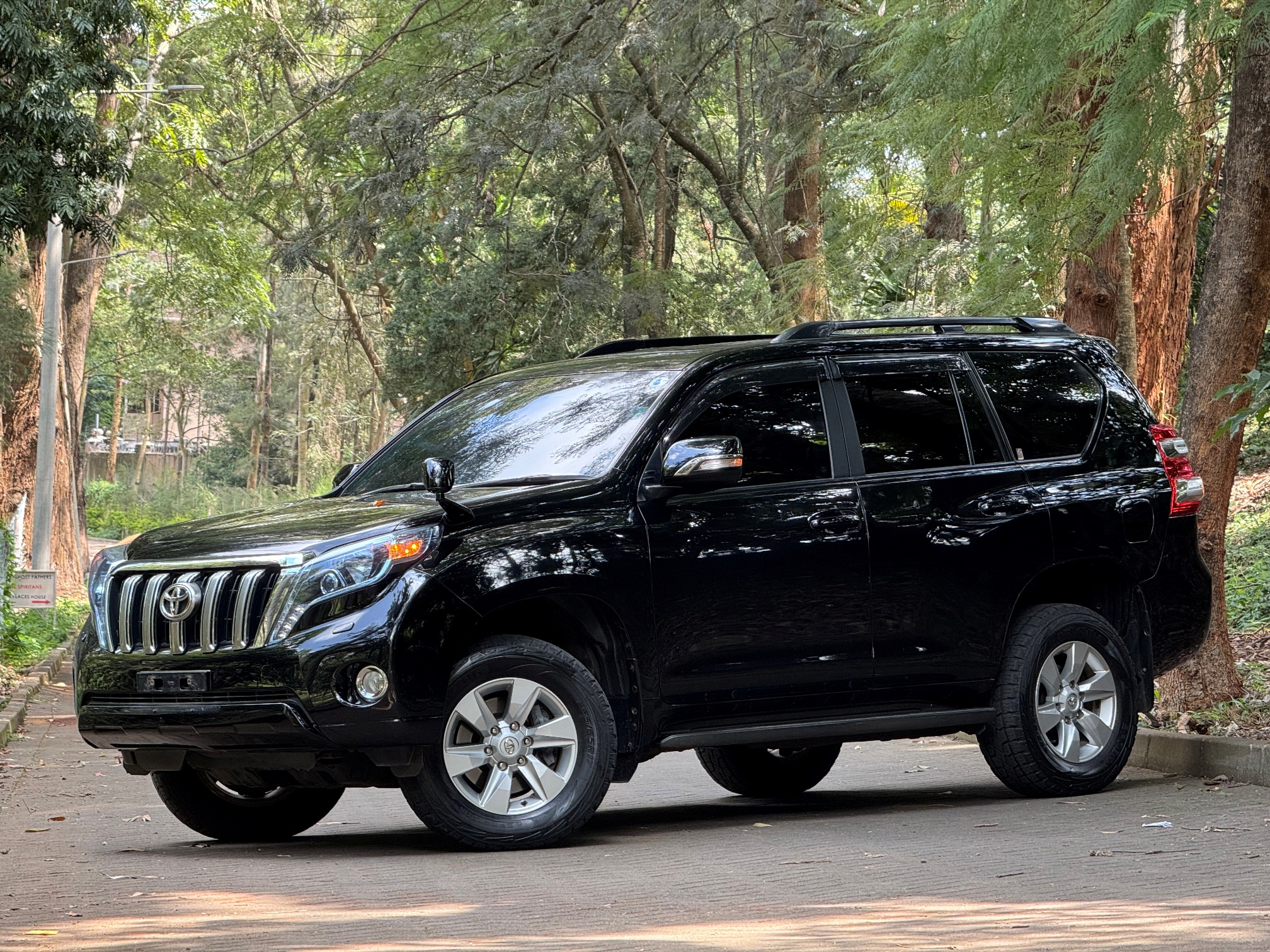 TOOYOTA LANDCRUISER PRADO TX