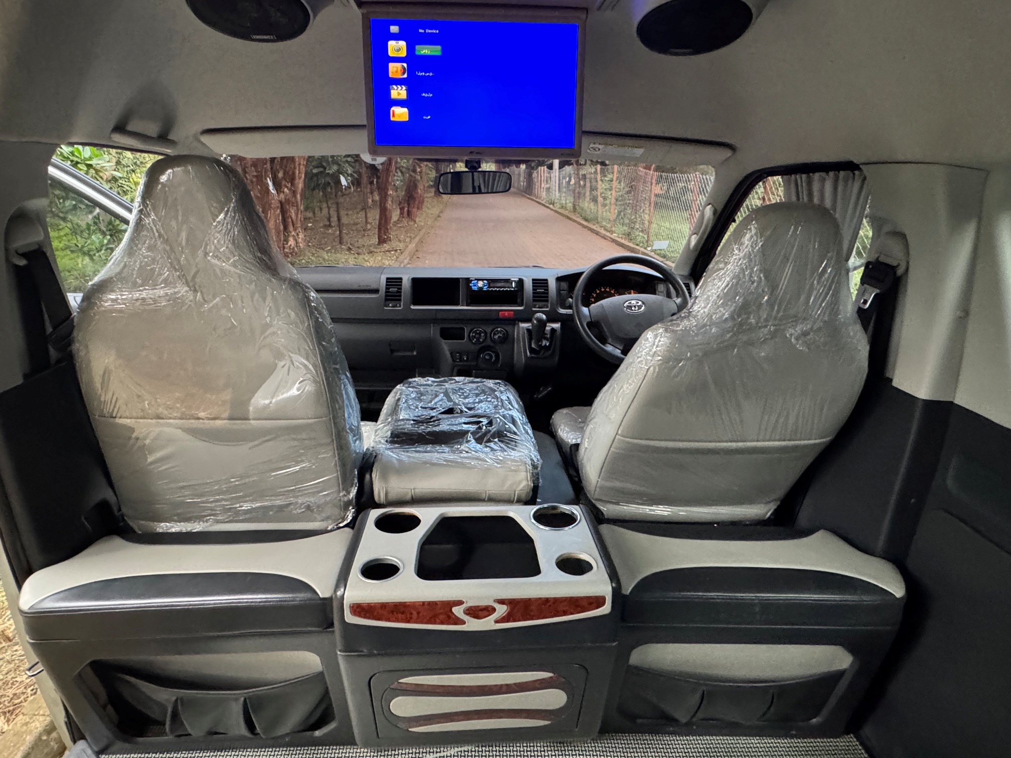 TOYOTA HIACE 9L