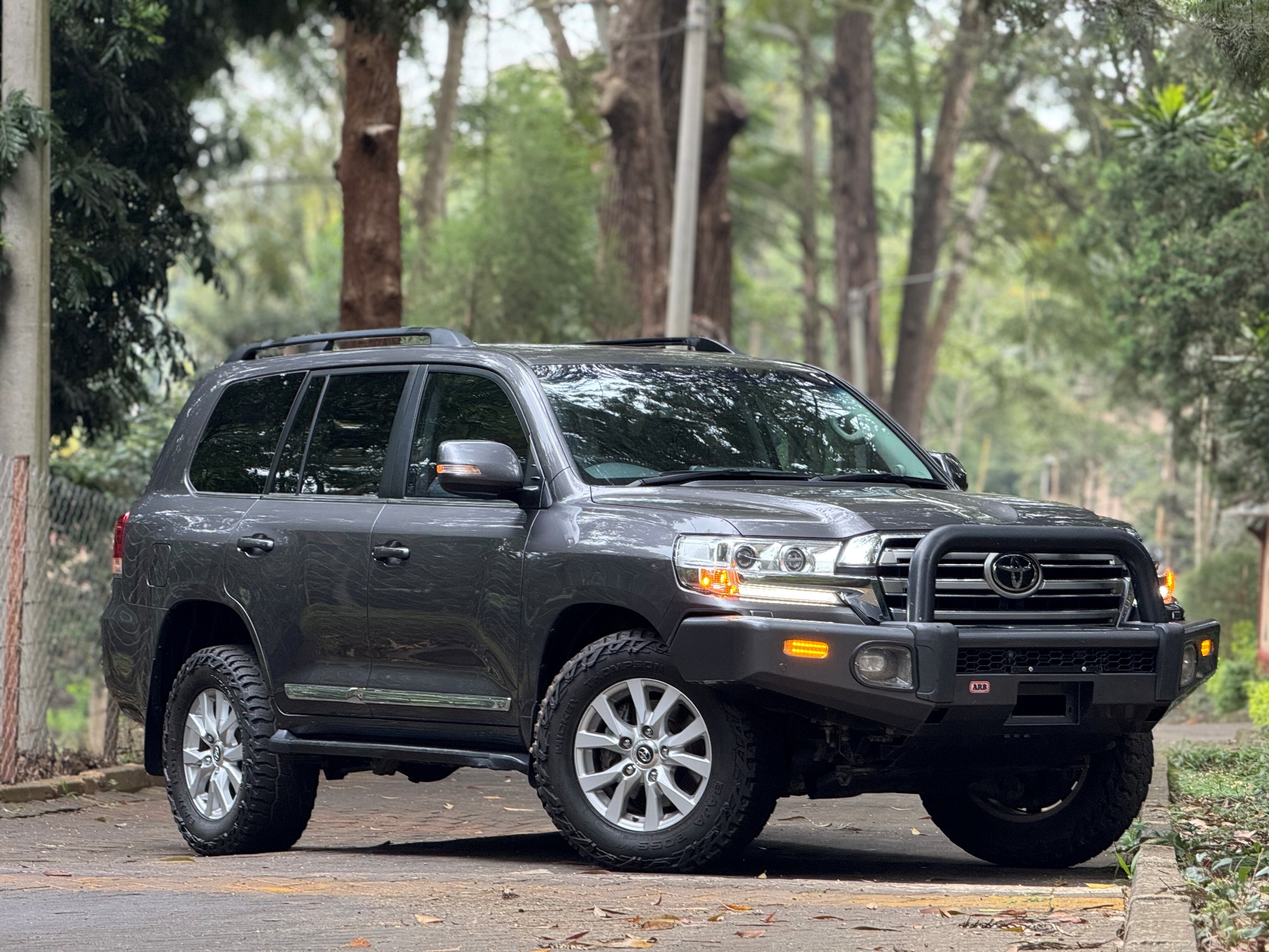 TOYOTA LANDCRUISER SAHARA