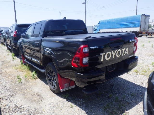 TOYOTA HILUX GR SPORT