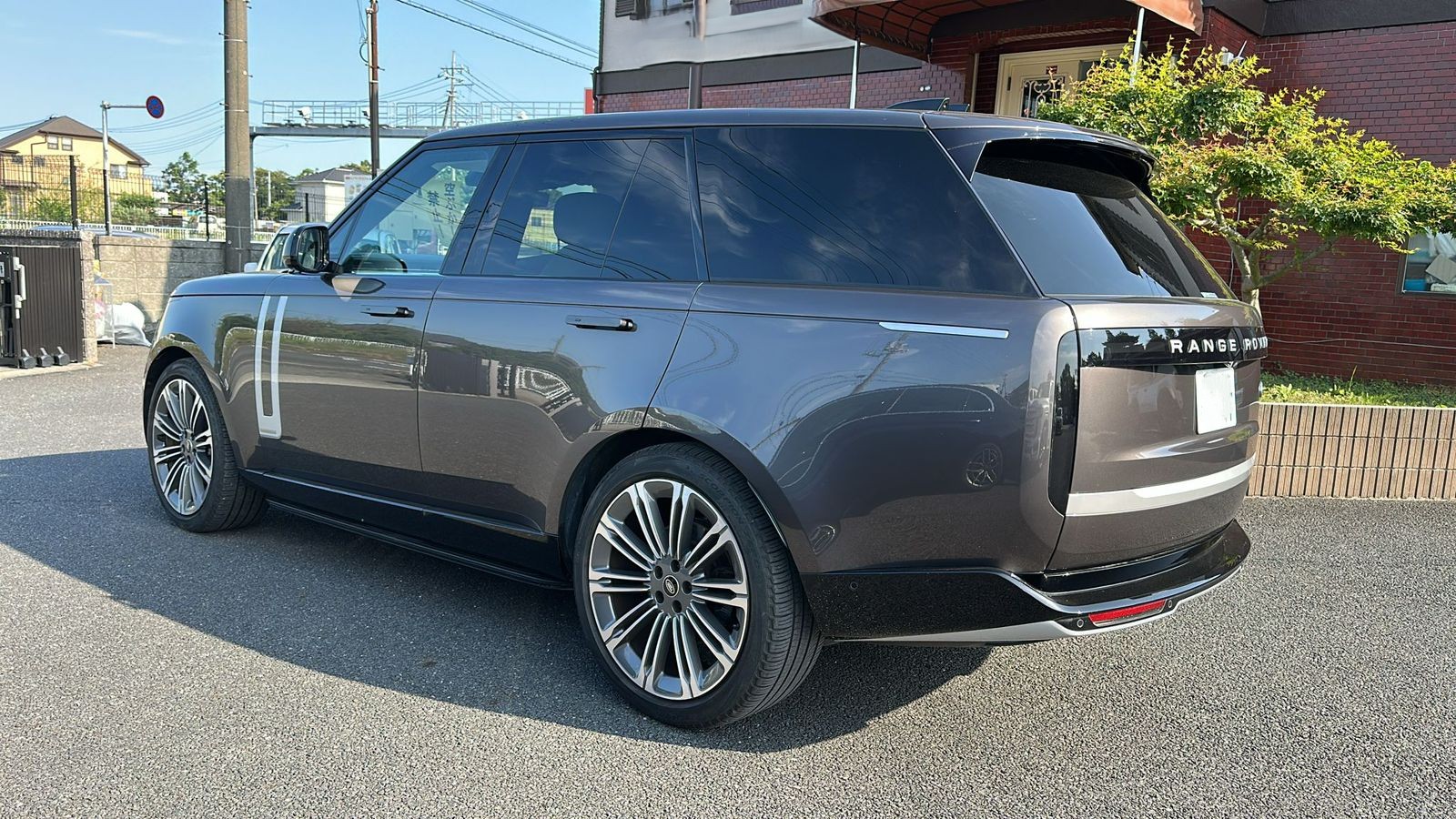 RANGE ROVER AUTOBIOGRAPHY