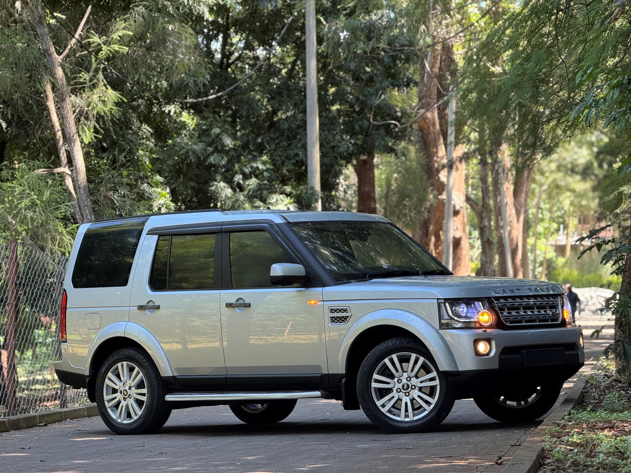 LANDROVER DISCOVERY 4
