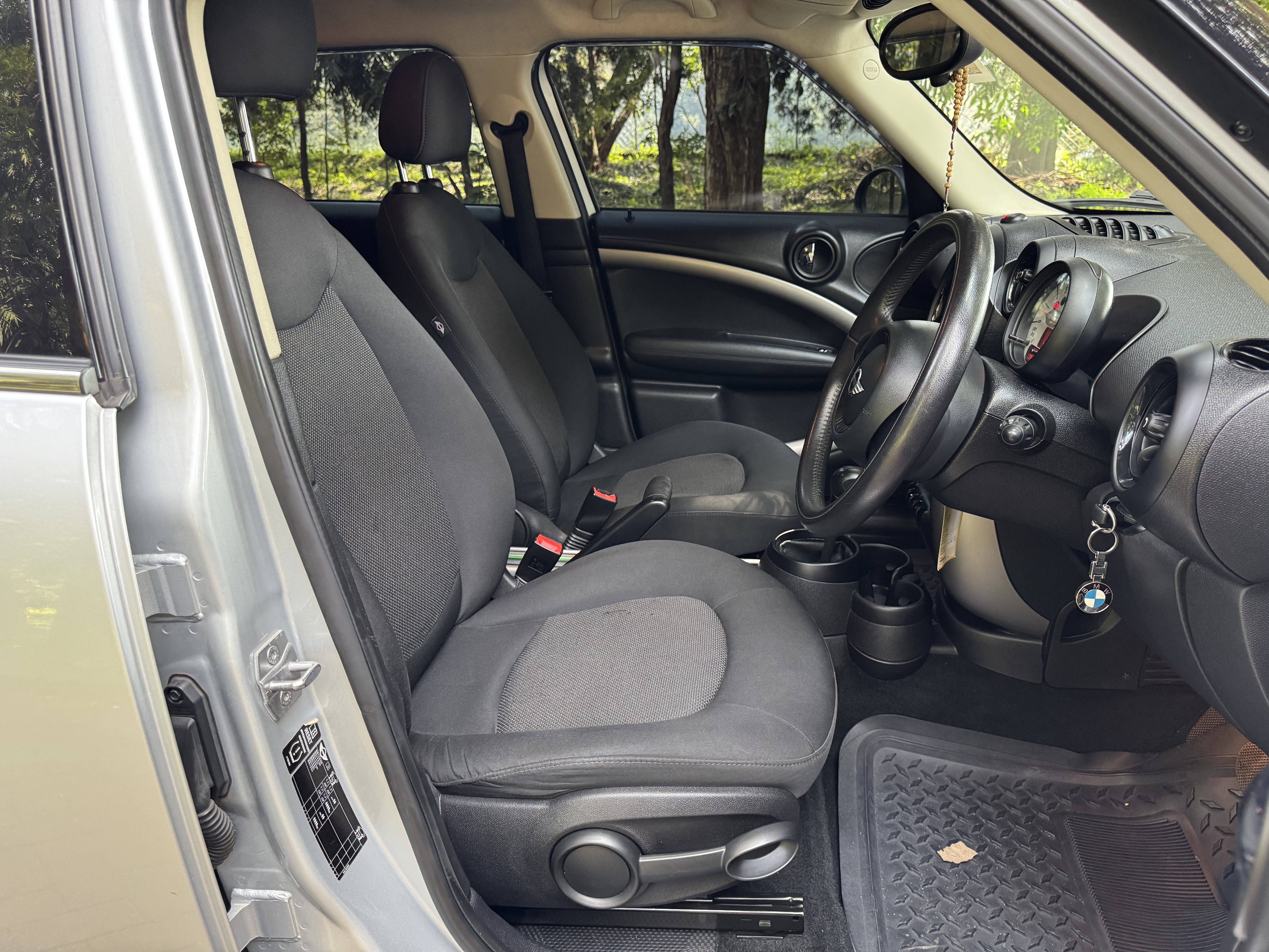 2014 MINI COOPER