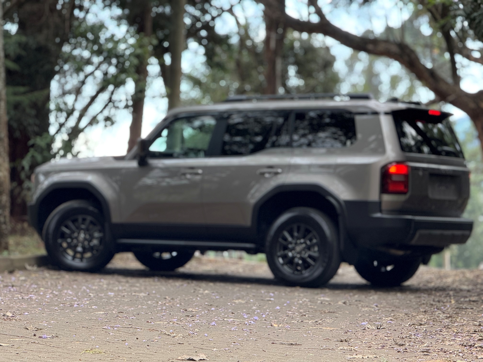 2024 TOYOTA LANDCRUISER PRADO J250