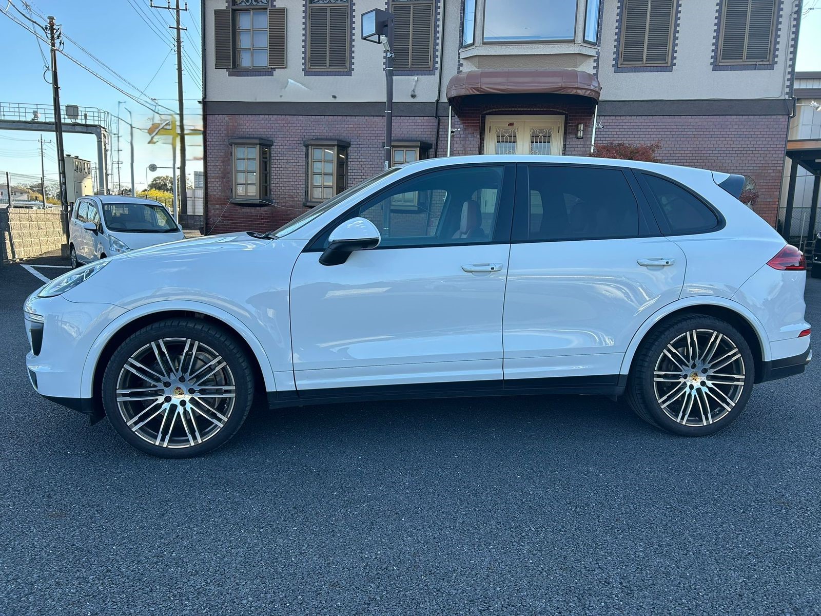 2018 PORSCHE CAYENNE