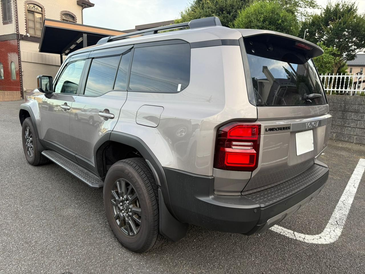 TOYOTA LANDCRUISER PRADO J250