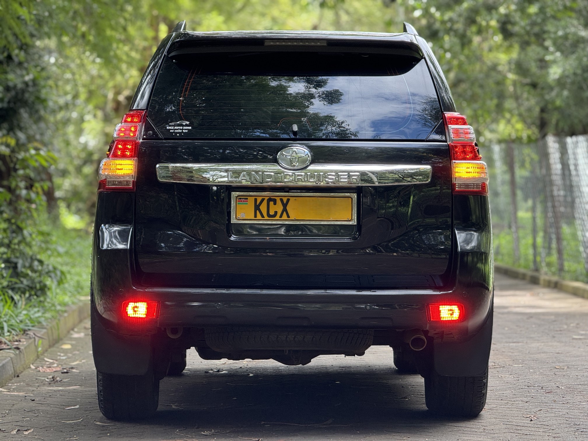 TOYOTA LANDCRUISER PRADO TZ.G