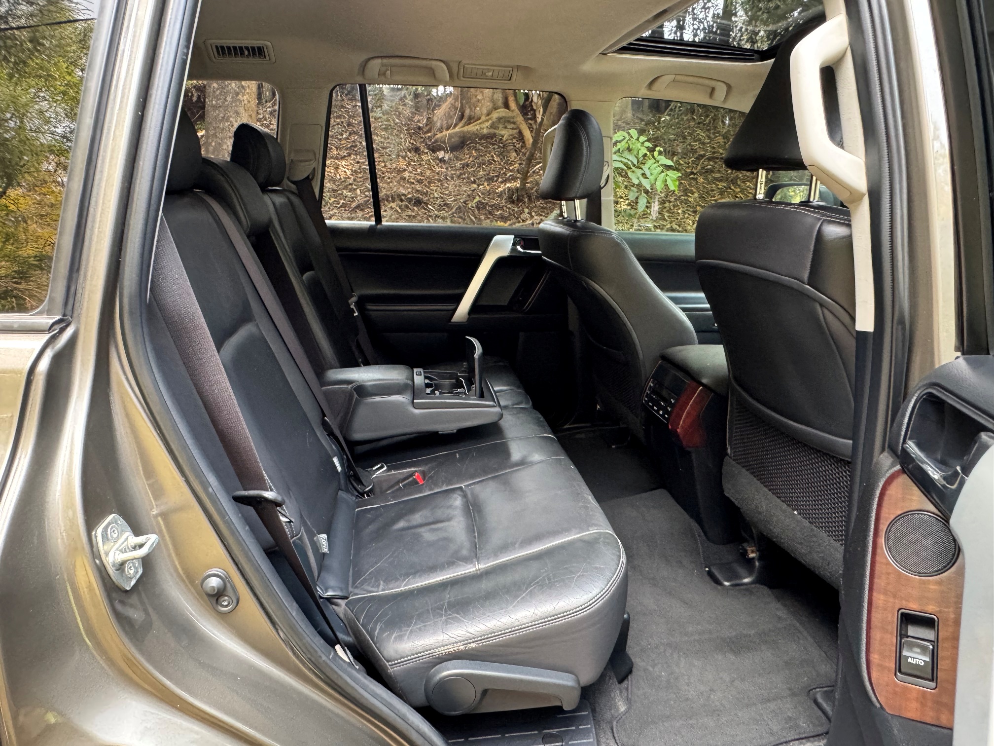 TOYOTA LANDCRUISER PRADO VX.L