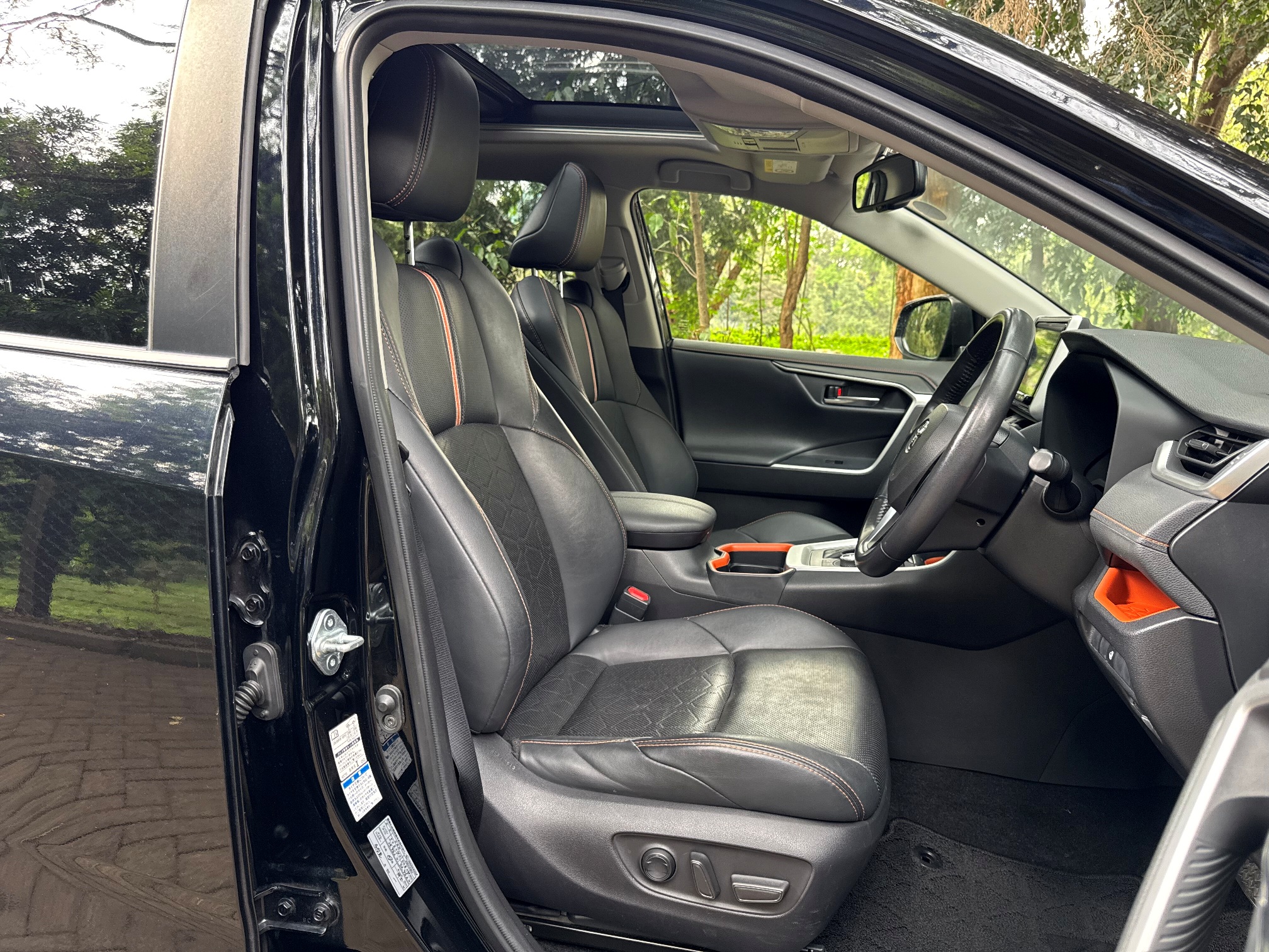 TOYOTA RAV4 ADVENTURE