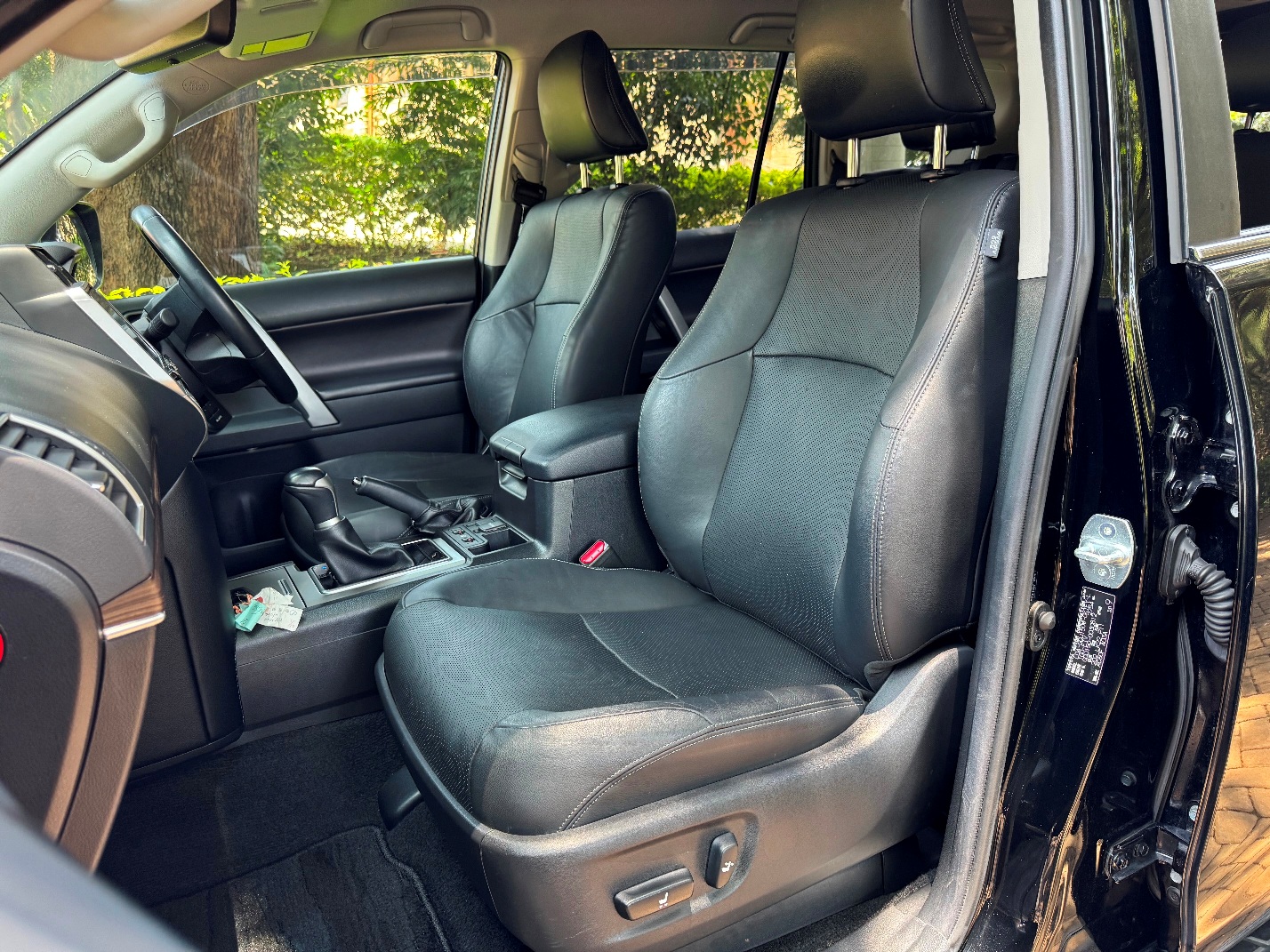 TOYOTA LANDCRUISER PRADO TX.L