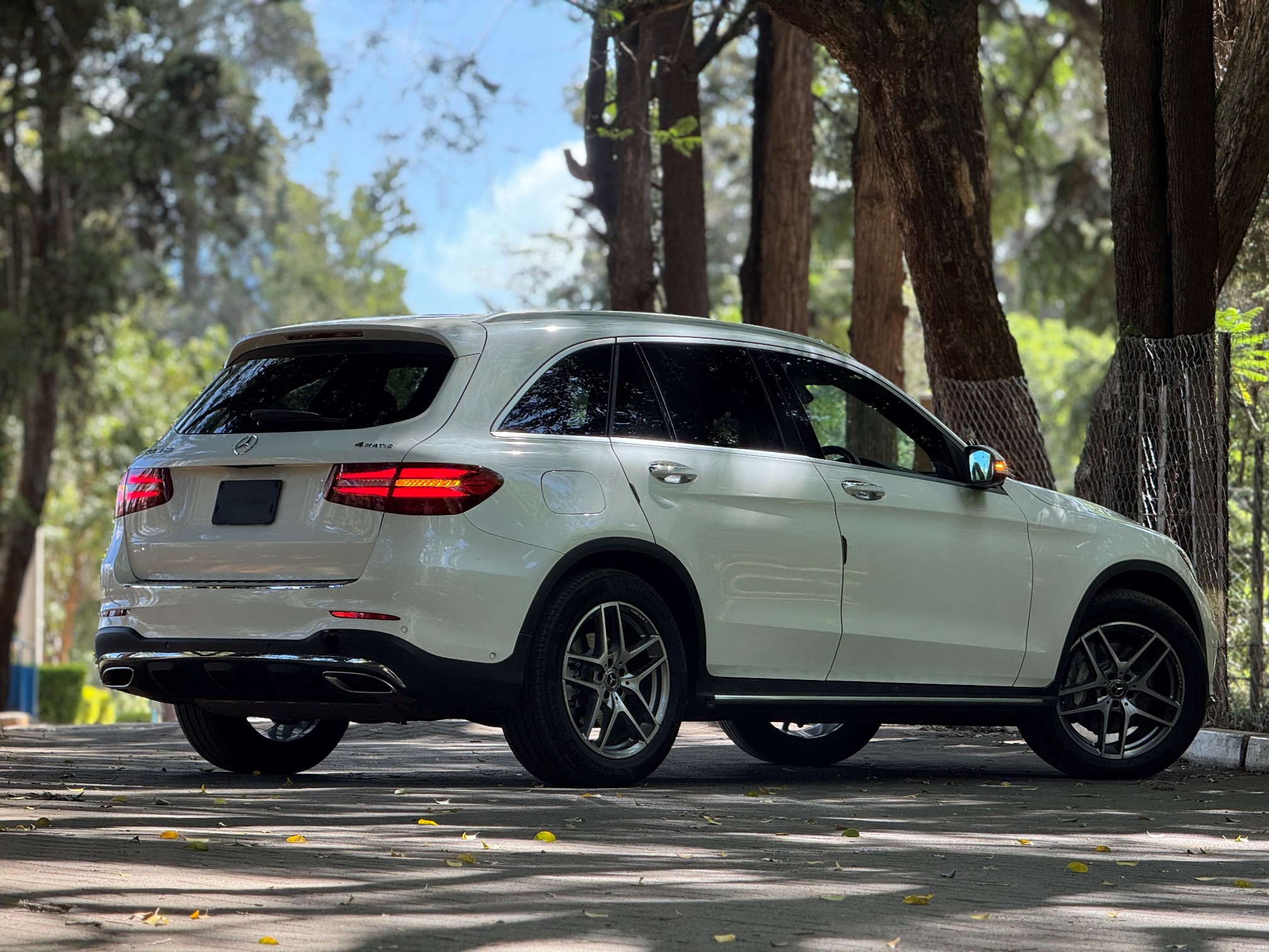 MERCEDES BENZ GLC250 4MATIC