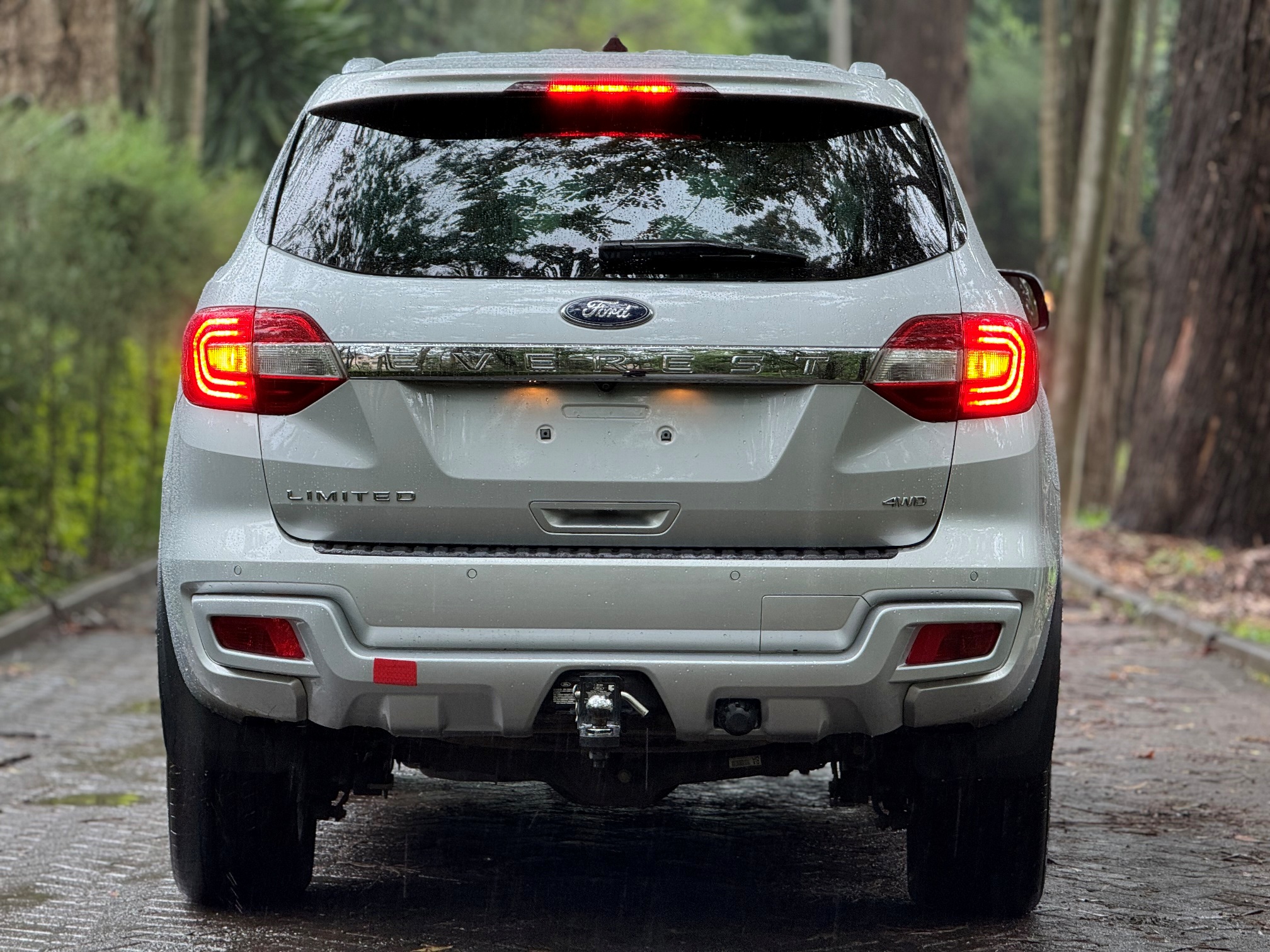 FORD EVEREST