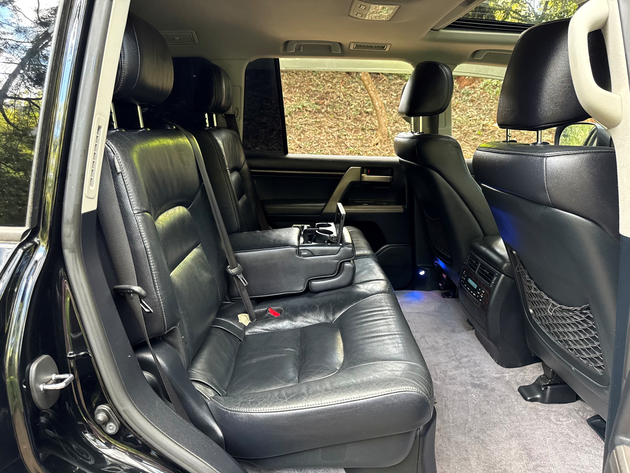 TOYOTA LANDCRUISER V8 ZX