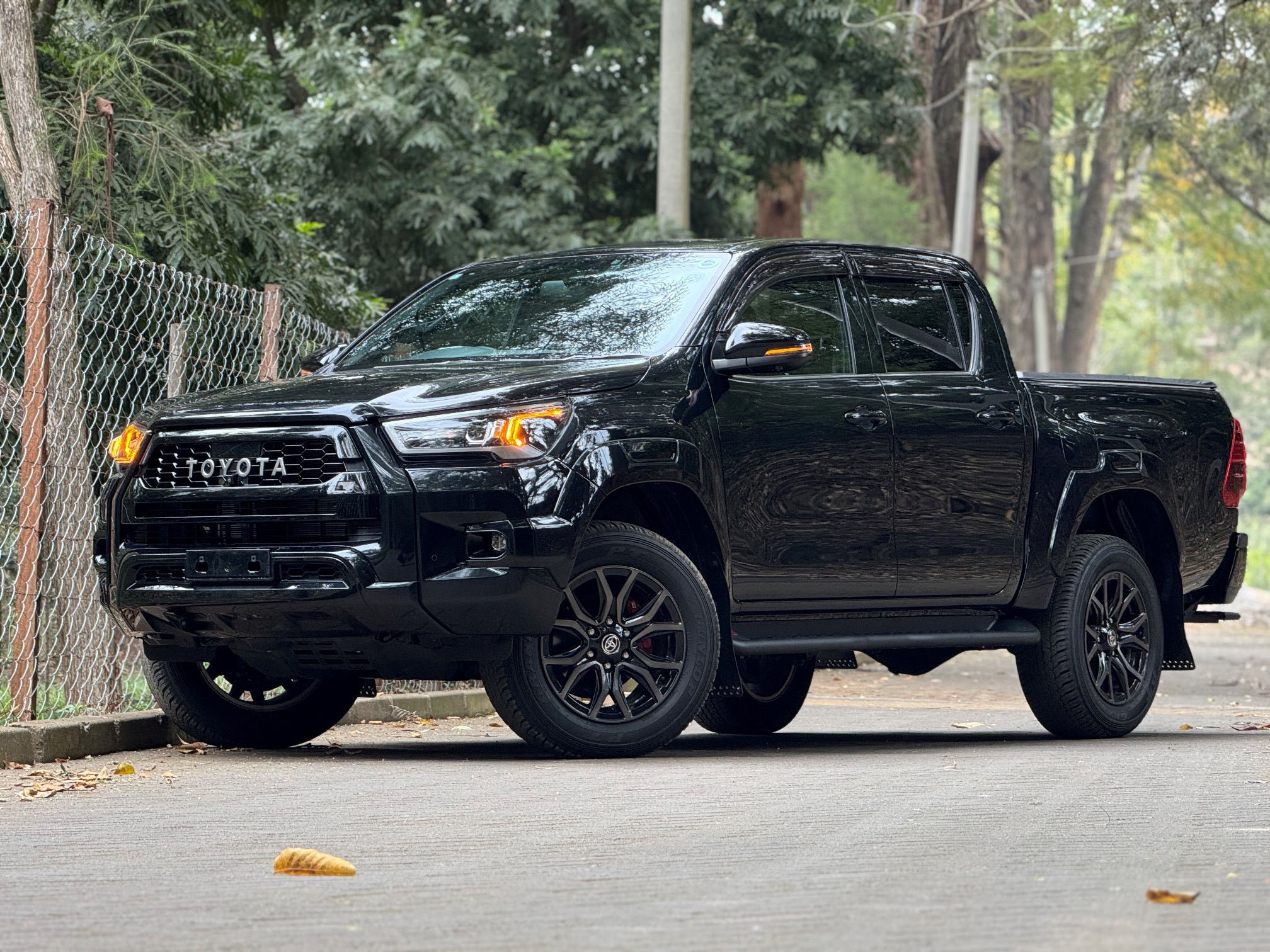 TOYOTA HILUX GR SPORT