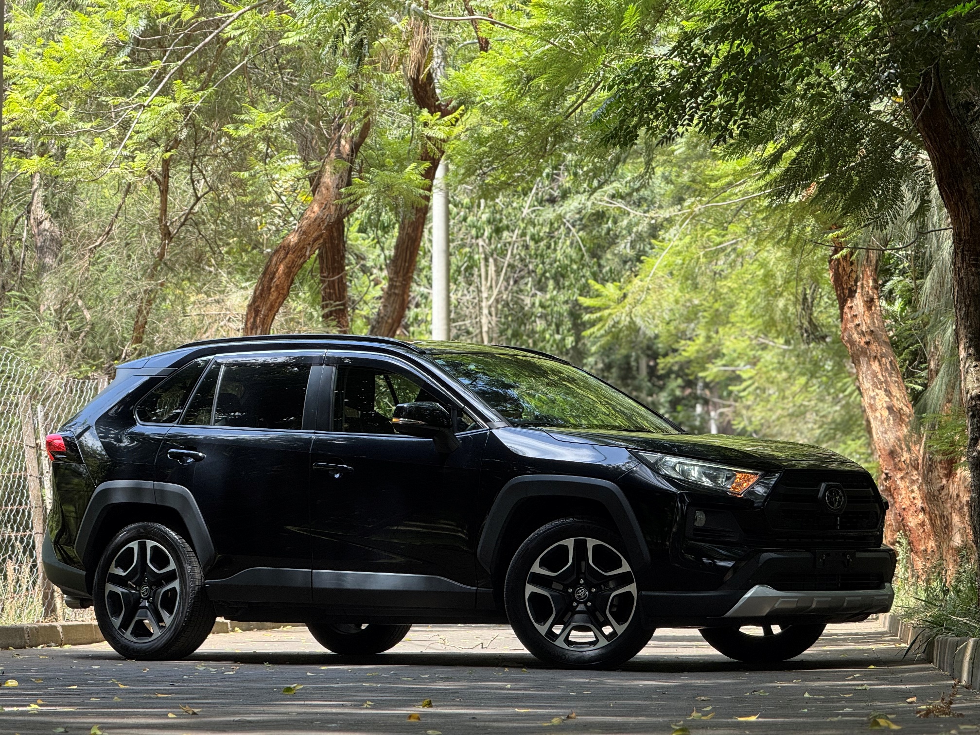 TOYOTA RAV4 ADVENTURE AWD