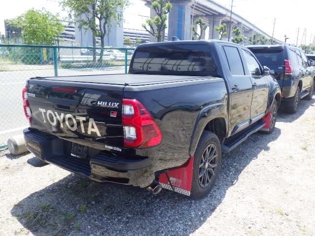 TOYOTA HILUX GR SPORT