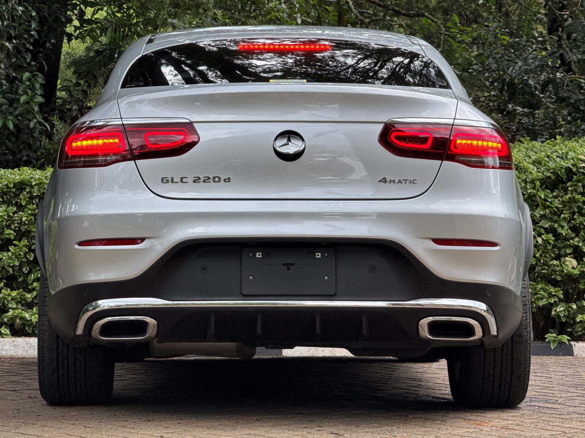 MERCEDES BENZ GLC220d 4MATIC