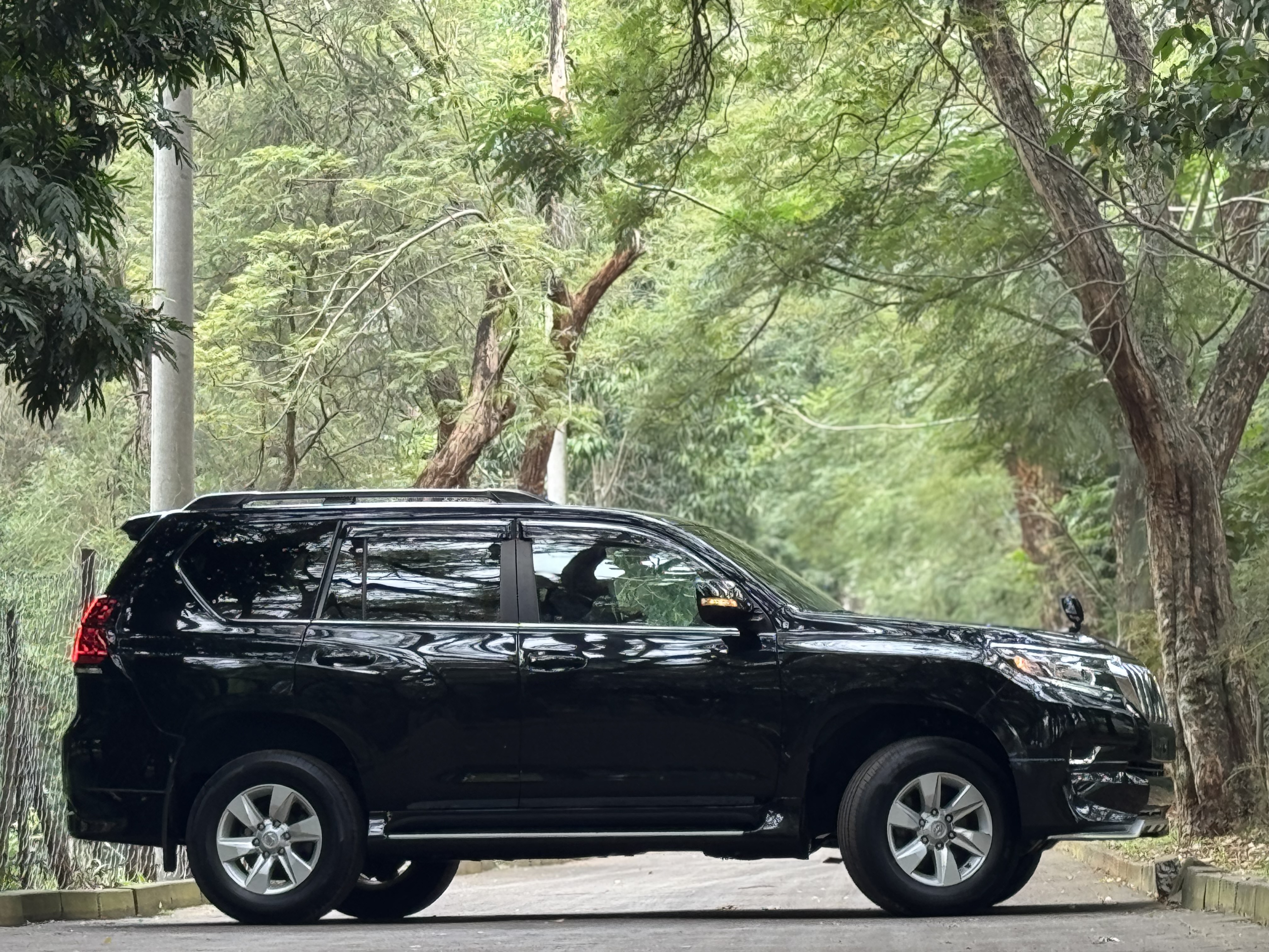 2021 TOYOTA LANDCRUISER PRADO TX.L