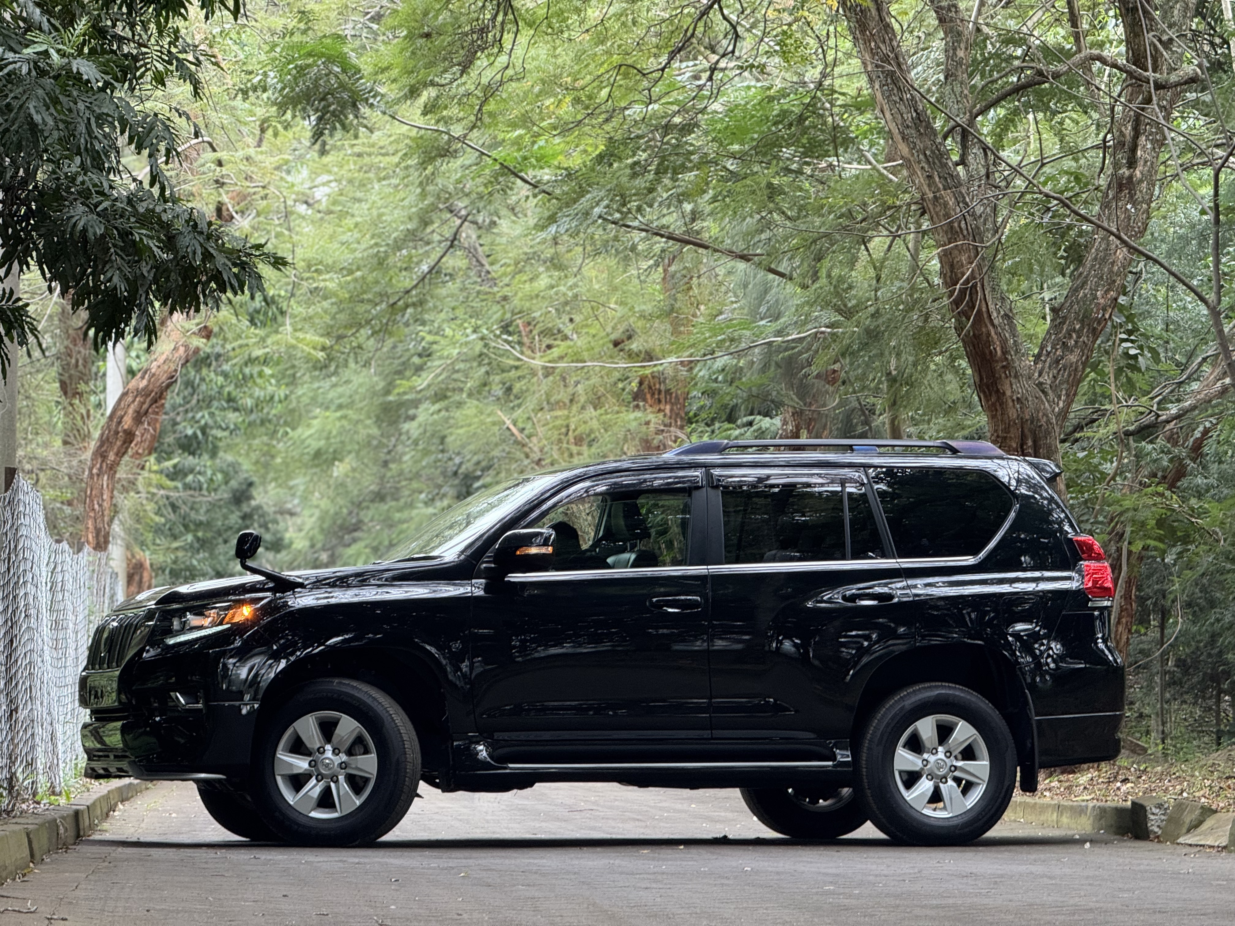 2021 TOYOTA LANDCRUISER PRADO TX.L