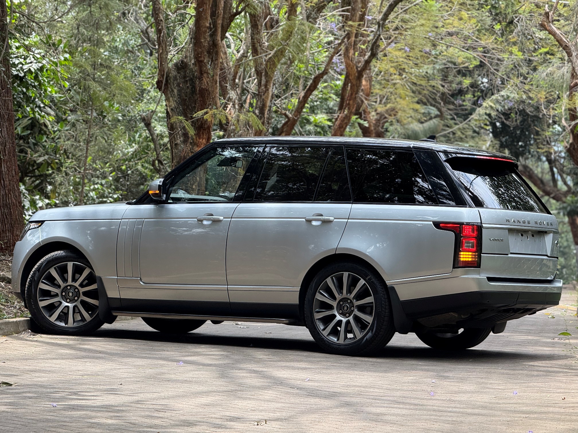 RANGE ROVER VOGUE