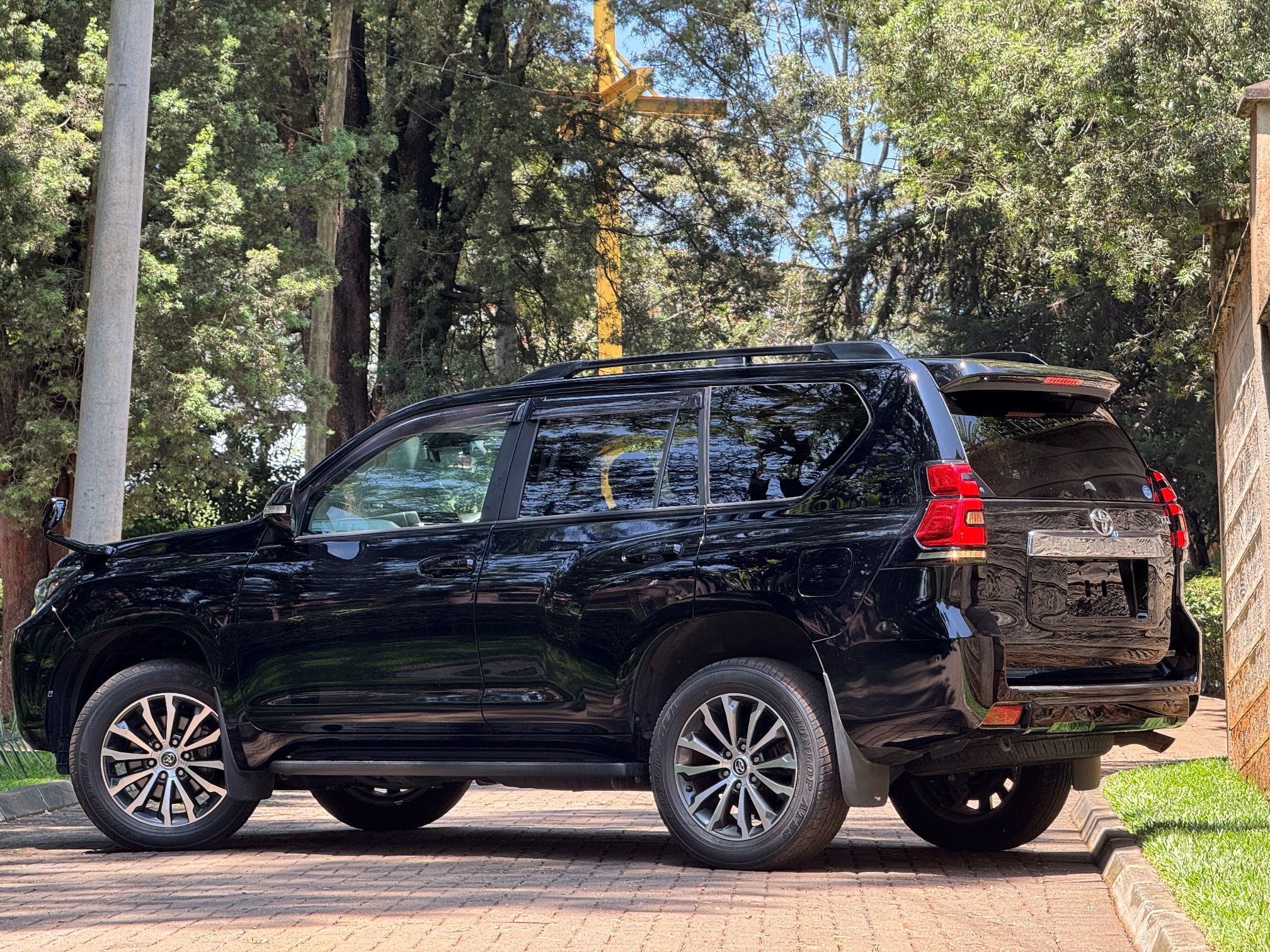 TOYOTA LANDCRUISER PRADO TX.L