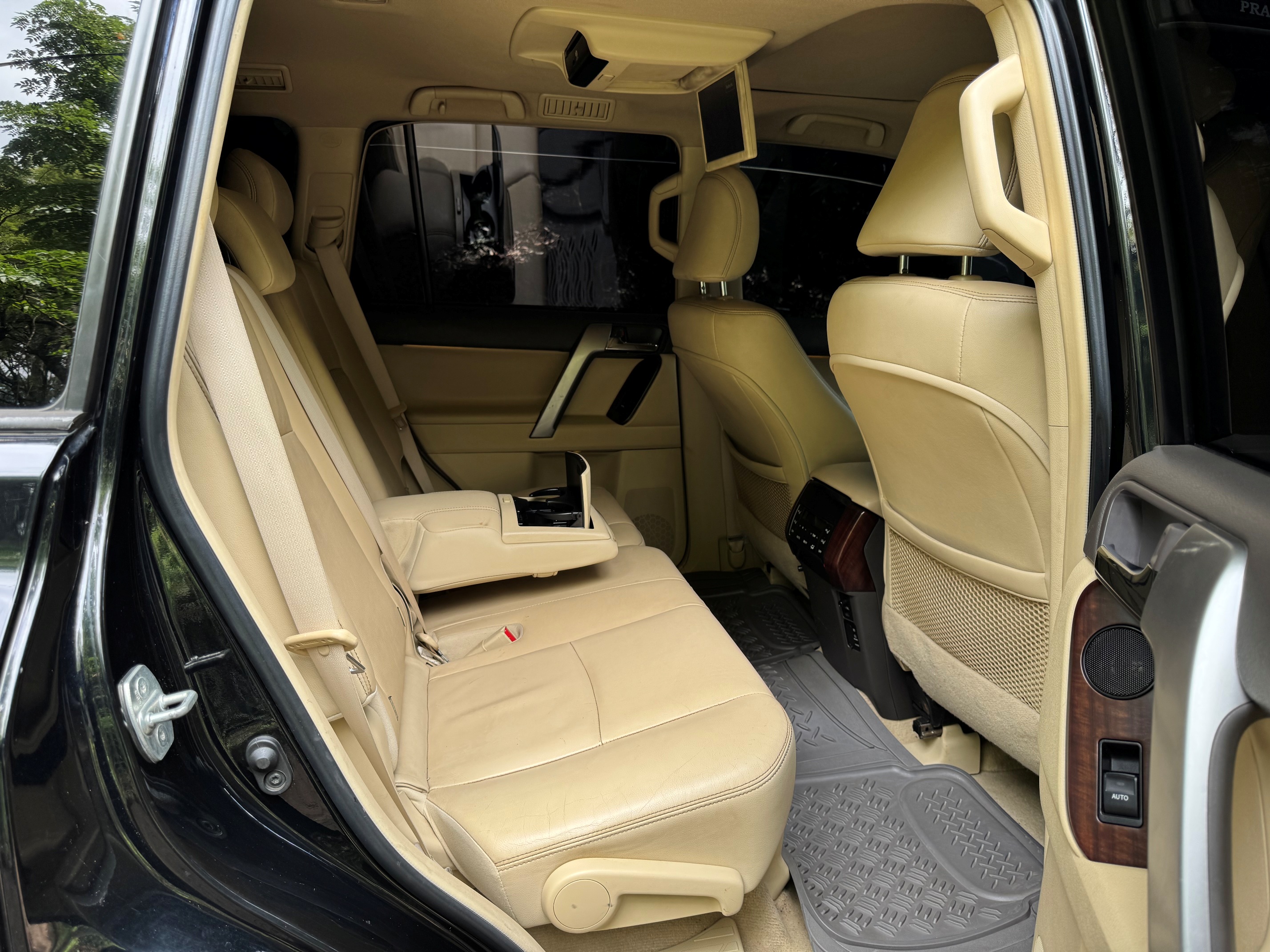 TOYOTA LANDCRUISER PRADO TZ.G