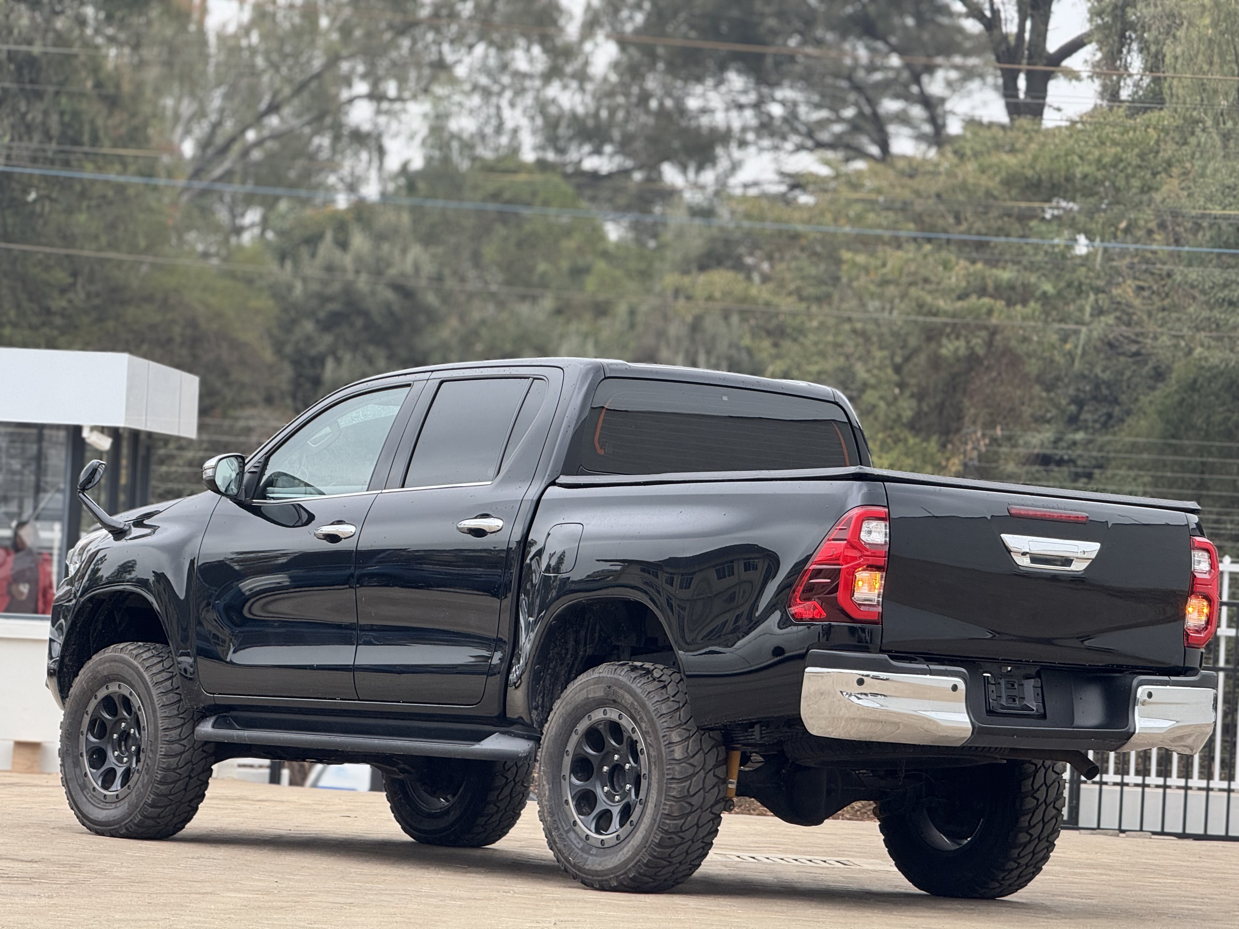 2020 TOYOTA HILUX